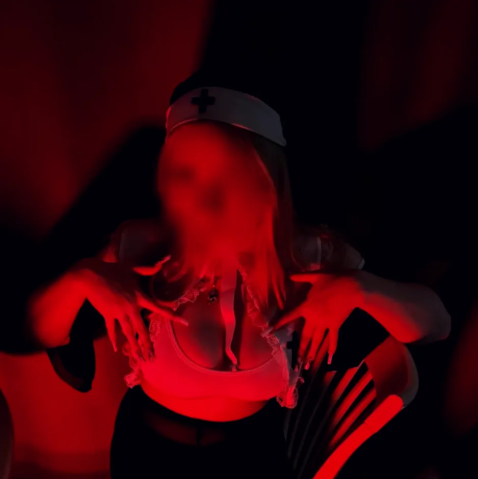 Stacey, 19